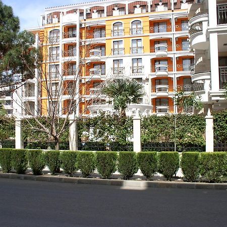 Lvv Palace Apartment Sunny Beach Exterior foto